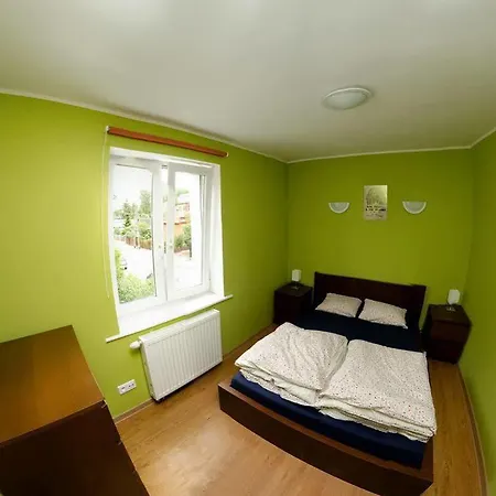 Mamas & Papas Hostel *