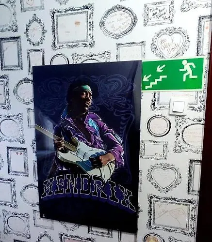 Mamas & Papas Hostel