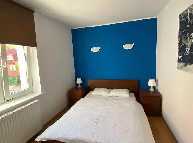 Mamas & Papas Hostel *